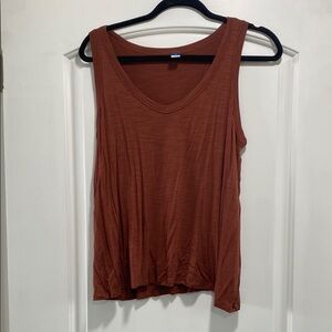 Women's Sleeveless Top in Rust